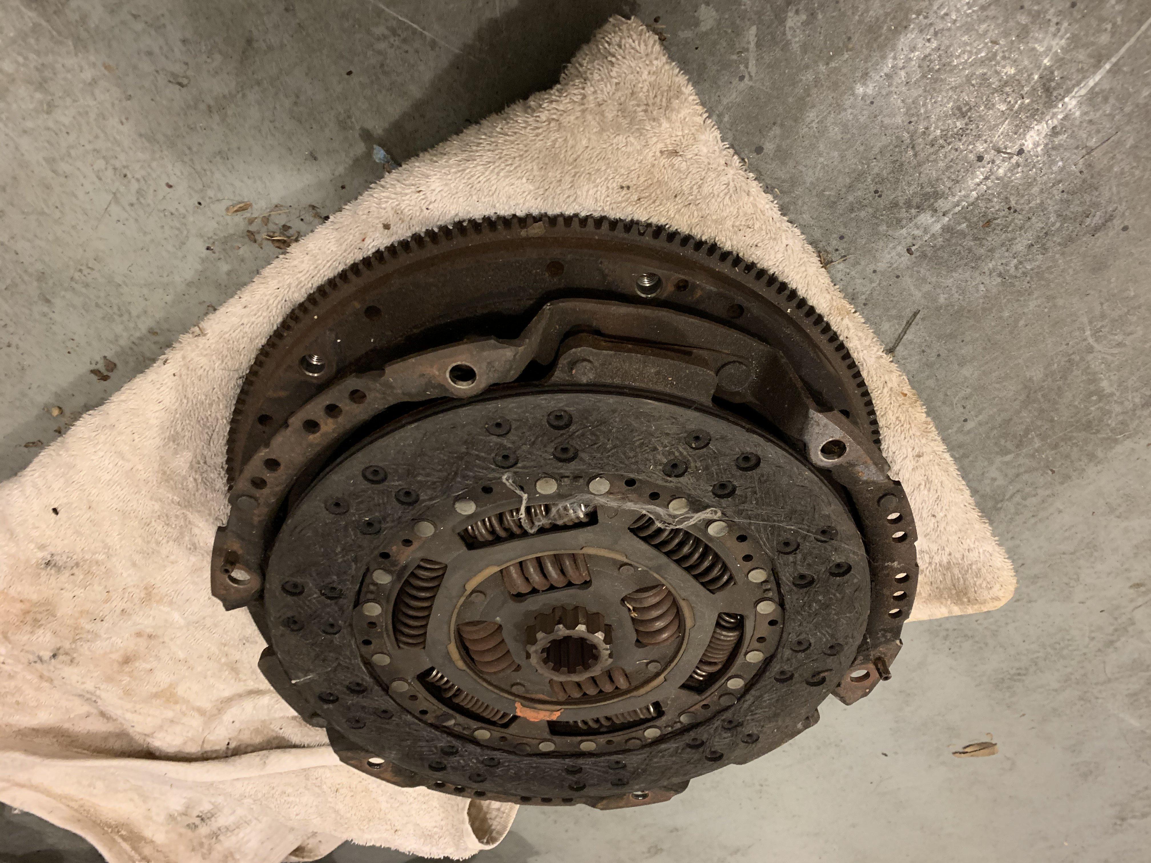 GM NV4500 Bellhousing, Release Bearing and Clutch Kit HardlineCrawlers