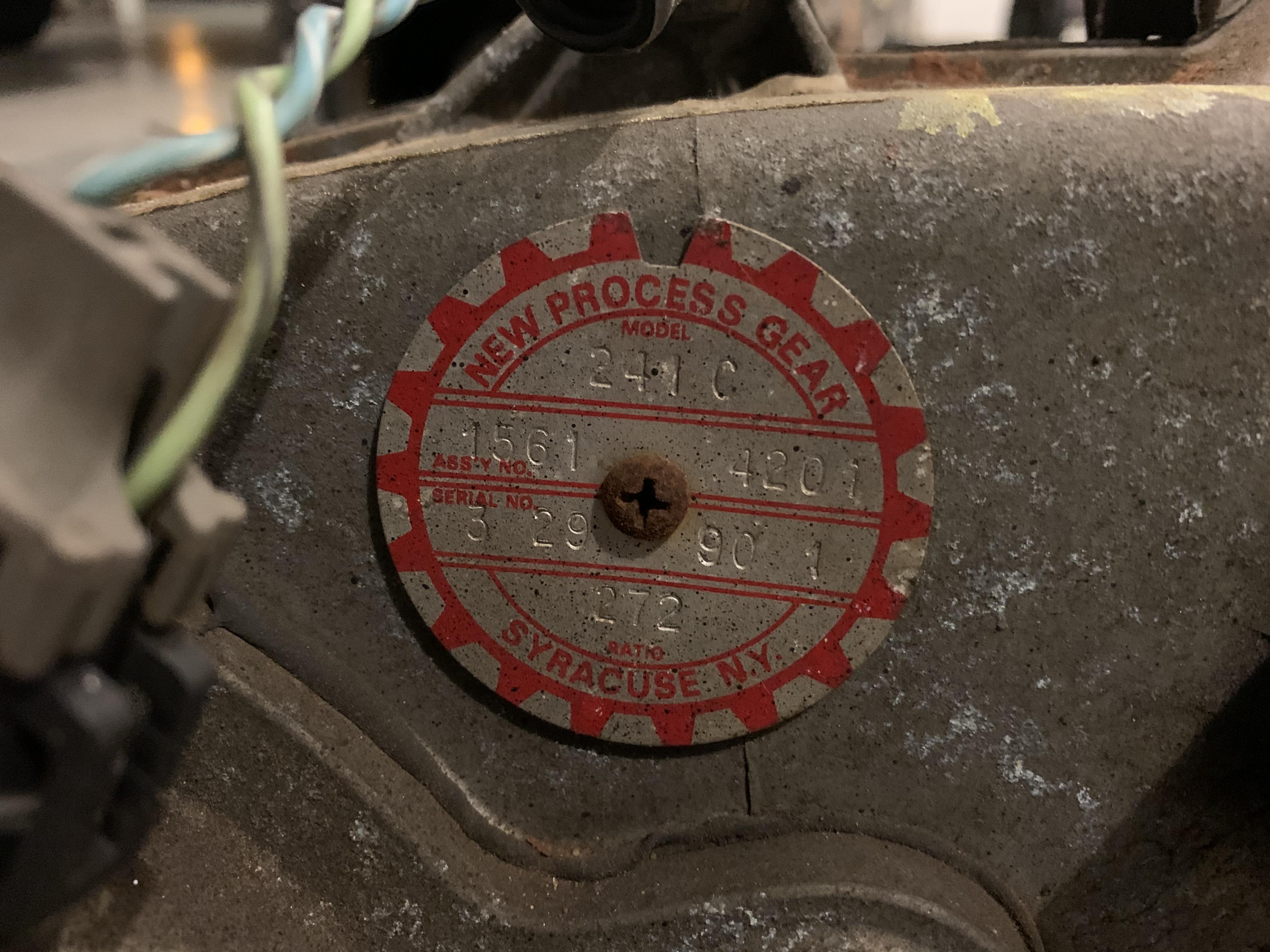 NP241C Passenger Drop Transfer Case HardlineCrawlers