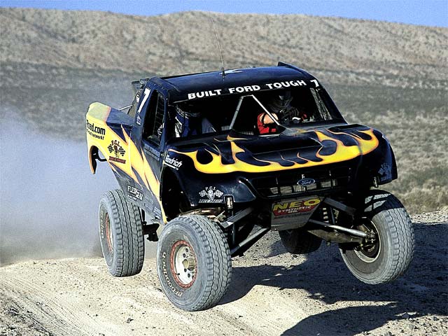 0208or_04z+2000_Ford_F150_Trophy_Truck+High_Angle_Shot_Front_Passenger_Truck_In_Mid_Air.jpg
